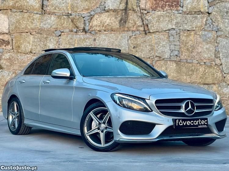 Usado Mercedes C180 AMG line 116 HP (85 kW) 2018 Cinza Carrinha
