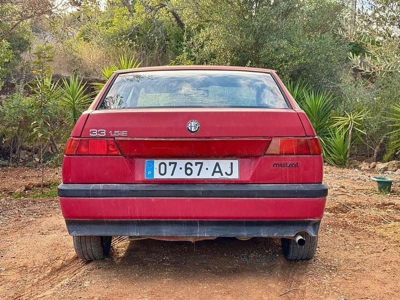 Usado 1992 Alfa Romeo 33 Sedan | € 1.550 - Imagem 1/4
