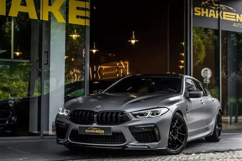 Cinzento Usado 2020 BMW M8 Competition Edition Coupé | € 175.000 - Imagem 1/4