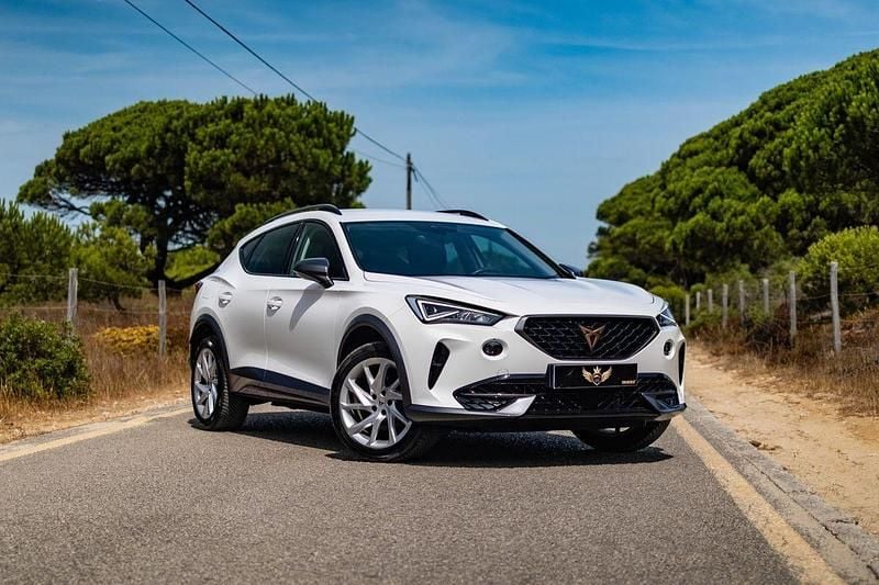 Branco Usado 2023 Cupra Formentor SUV | € 28.999 (Preço justo) - Imagem 1/4