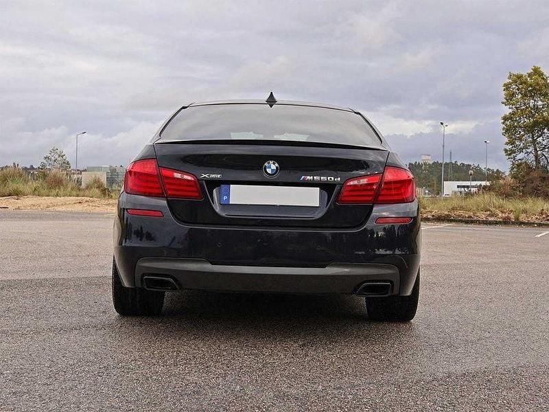 Usado BMW M550 Comfort Edition 381 HP (280 kW) 2012 Sedan