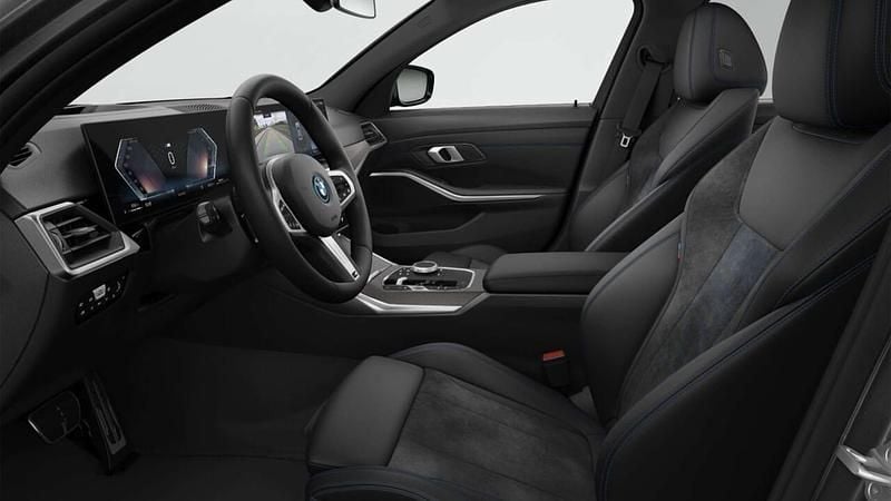 Usado BMW 320e Comfort Edition 204 HP (150 kW) 2024 Preto sapphire metalizada Sedan