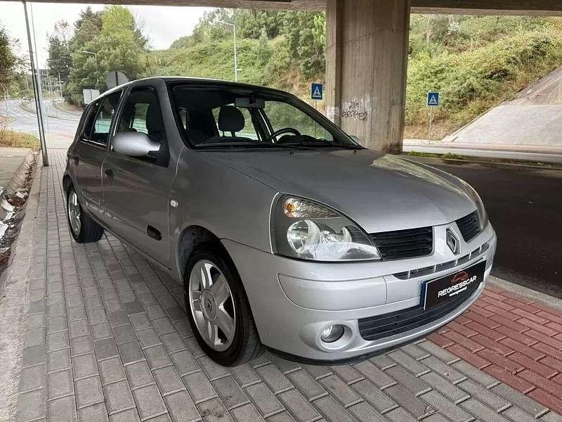 Usado Renault Clio II Extreme 75 HP (55 kW) 2005 Cinzento