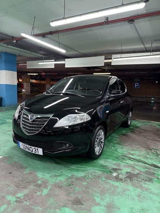 Usado 2014 Lancia Ypsilon Citadino | € 6.350 - Imagem 1/4