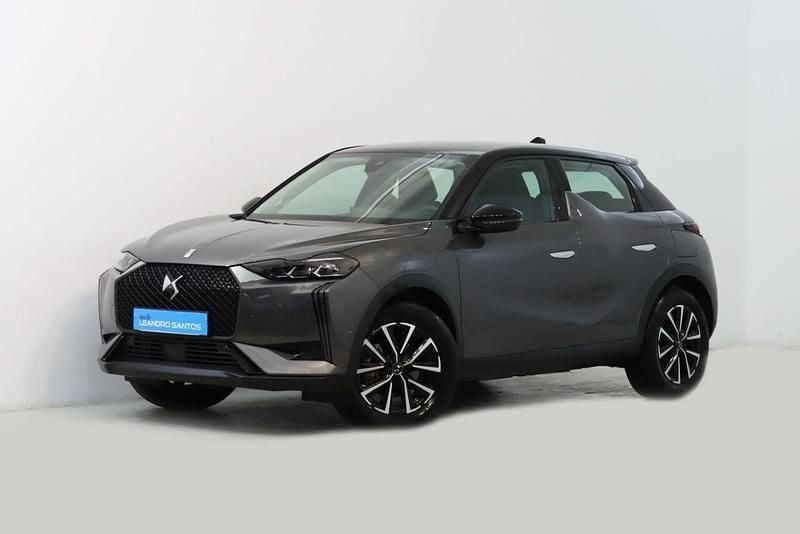 Cinzento Usado 2023 DS Automobiles DS3 Crossback E-Tense SUV | € 23.500 (Preço justo) - Imagem 1/2