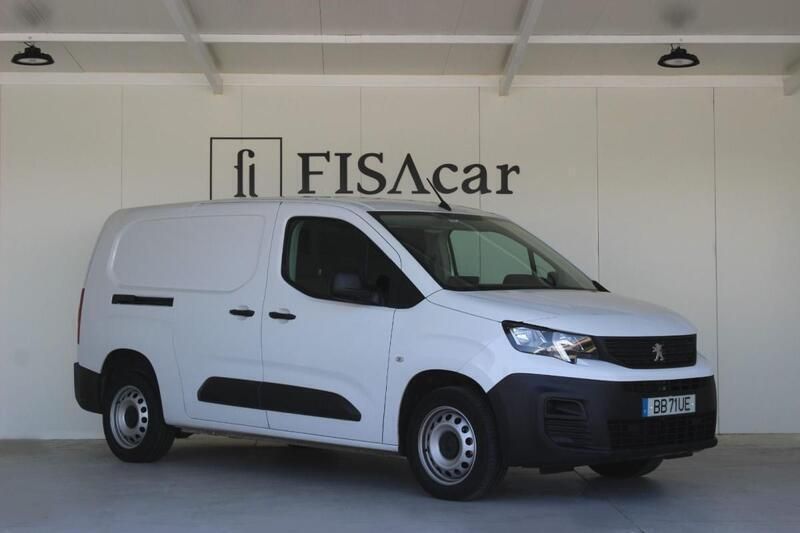 Branco Usado 2023 Peugeot Partner Monovolume | € 19.400 (Preço justo) - Imagem 1/4