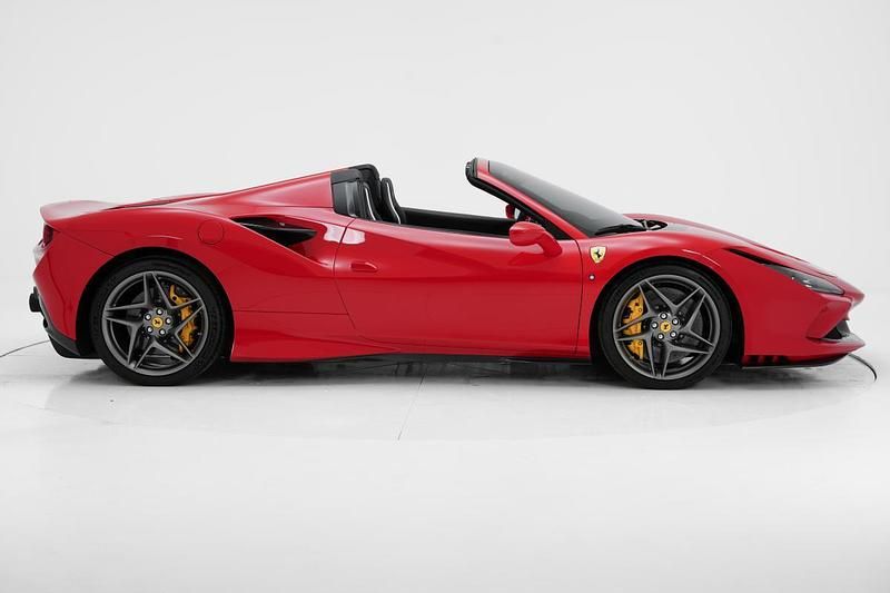 Usado Ferrari F8 720 HP (529 kW) 2021 Vermelho Cabrios