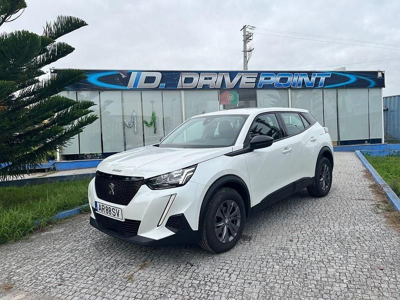 Branco Usado 2022 Peugeot 2008 Active SUV | € 17.900 (Bom preço) - Imagem 1/4
