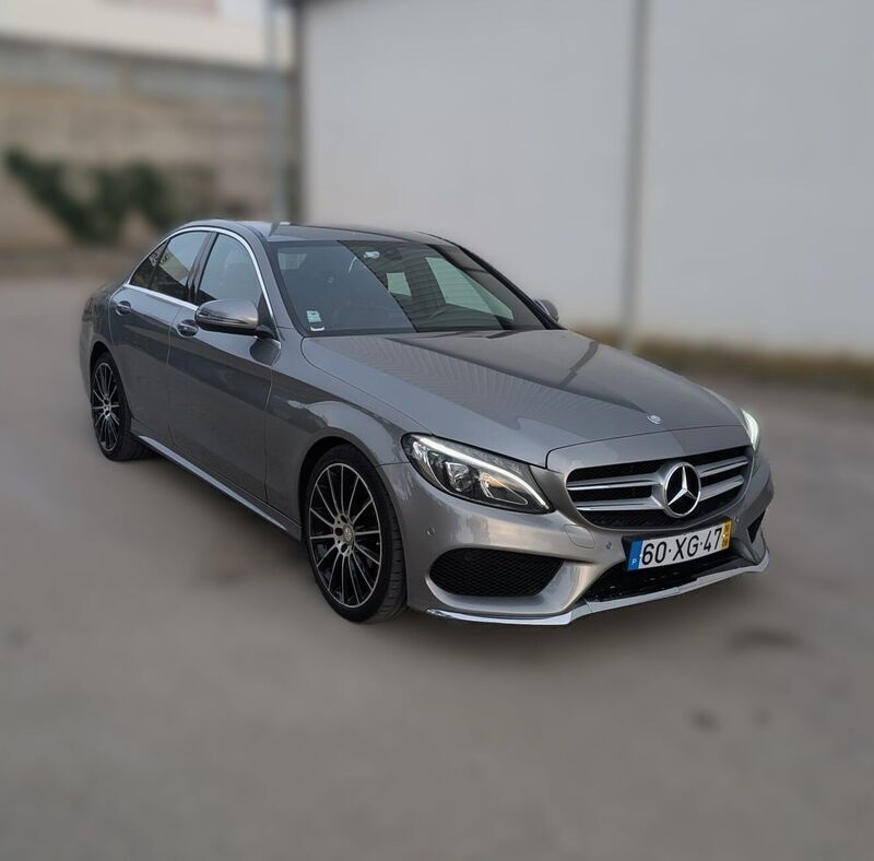 Cinza Usado 2016 Mercedes C180 AMG line Sedan | € 21.900 (Preço justo) - Imagem 1/4