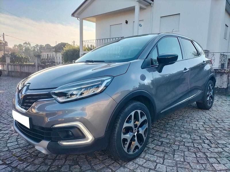 Cinzento Usado 2017 Renault Captur SUV | € 14.500 (Preço justo) - Imagem 1/4