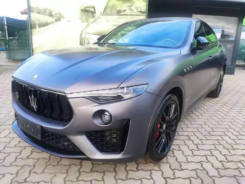 Usado Maserati Levante 275 HP (202 kW) 2020 Outra SUV