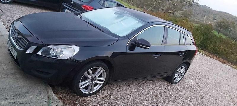 Usado 2012 Volvo V60 Carrinha | € 7.300 (Super Preço) - Imagem 1/4