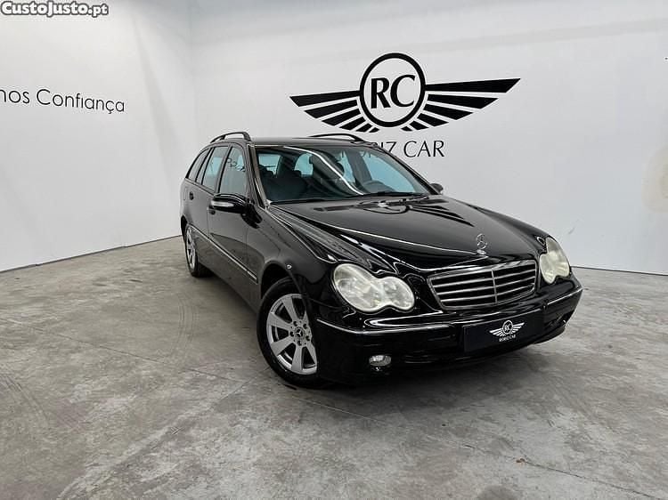 Preto Usado 2002 Mercedes C220 Elegance Carrinha | € 5.490 (Preço justo) - Imagem 1/1