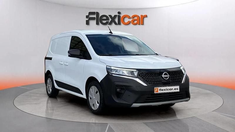 Branco Usado 2024 Nissan Townstar Van | € 23.990 - Imagem 1/4