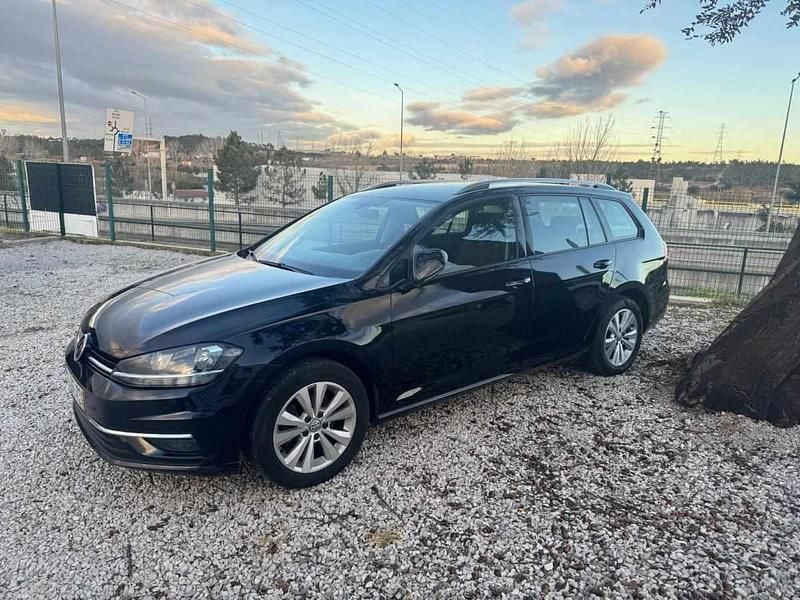 Usado VW Golf VII 116 HP (85 kW) 2017 Preto Carrinha