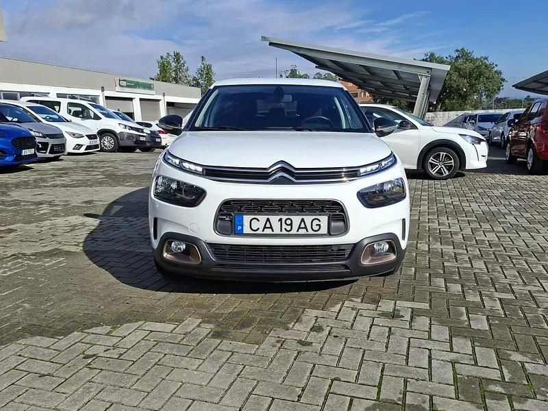 Usado Citroën C4 Origins 110 HP (80 kW) 2019 Bordeaux SUV