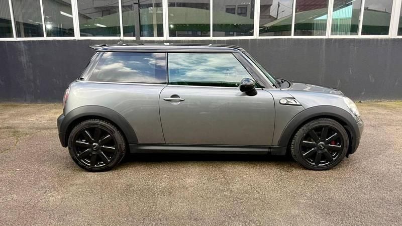 Usado Mini Cooper 175 HP (128 kW) 2007 Cinzento Citadino
