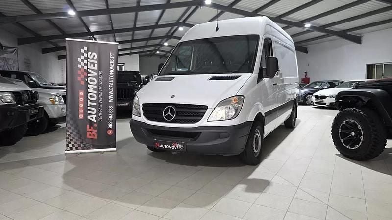 Branco Usado 2010 Mercedes 316 Van | € 11.500 - Imagem 1/4