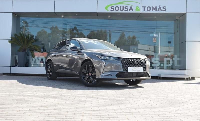 Cinzento Usado 2023 DS Automobiles DS4 | € 24.900 (Preço justo) - Imagem 1/4