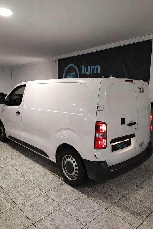 Usado Citroën e-Jumpy 100 kW (136 HP) 2023 Branco Monovolume