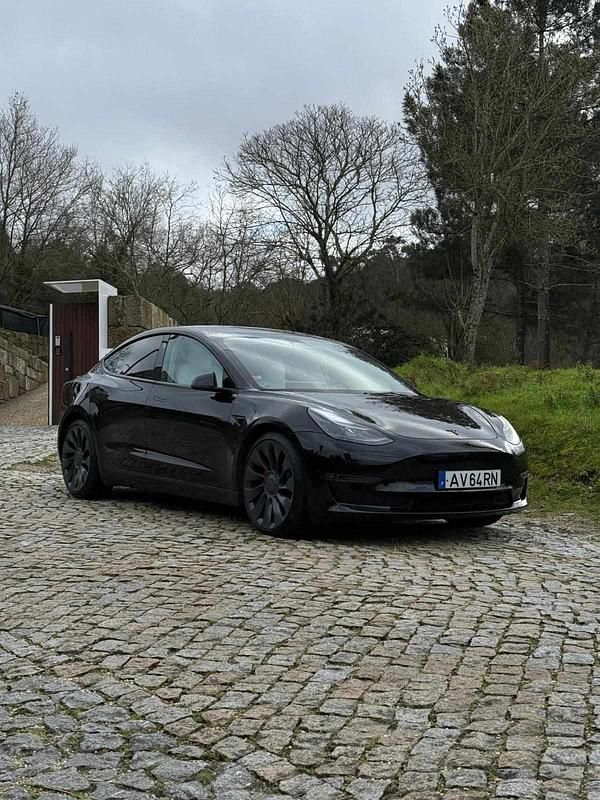 Usado Tesla Model 3 208 kW (283 HP) 2022 Preto Sedan