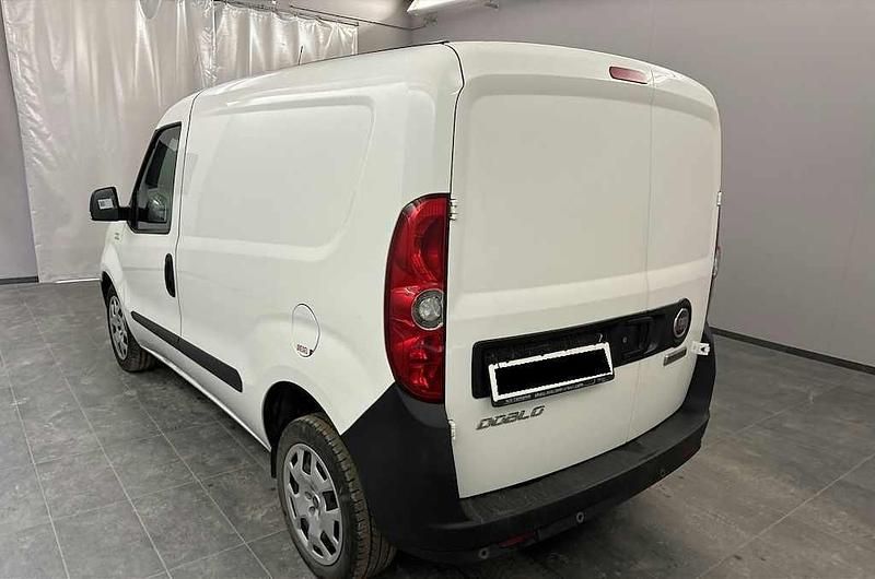 Usado Fiat Doblò 95 HP (69 kW) 2020 Branco