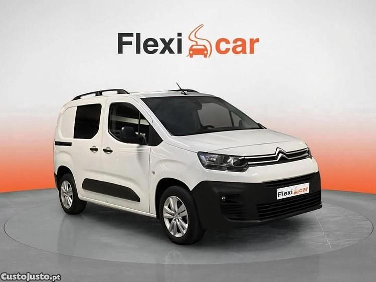 Branco Usado 2020 Citroën Berlingo Monovolume | € 16.990 (Preço elevado) - Imagem 1/1