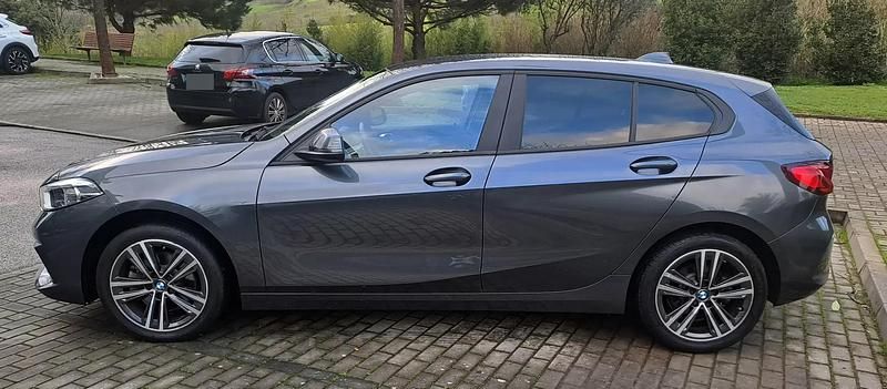Usado BMW 116 Advantage 109 HP (80 kW) 2021 Cinzento Citadino