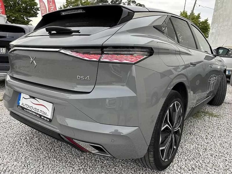 Usado DS Automobiles DS4 Rivoli 130 HP (95 kW) 2022 Cinza Citadino