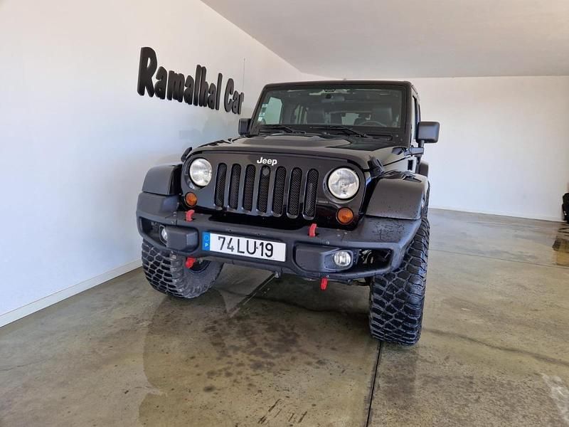 Usado Jeep Wrangler Sahara 200 HP (147 kW) 2011 Preto SUV