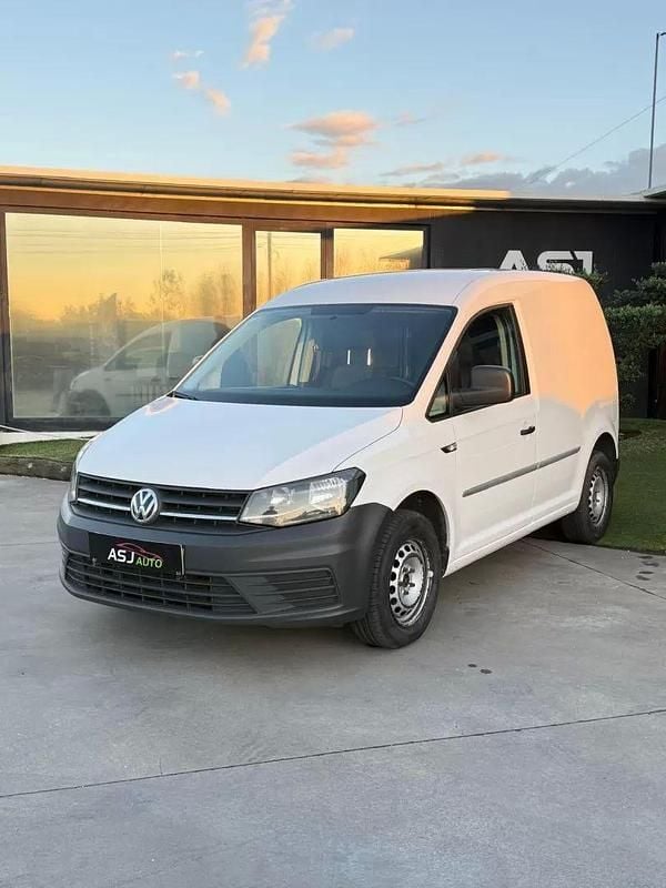 Branco Usado 2018 VW Caddy Monovolume | € 7.950 - Imagem 1/4