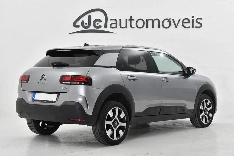 Usado Citroën C4 Cactus 102 HP (75 kW) 2020 Cinzento Citadino