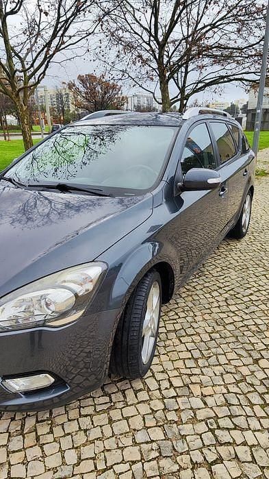 Usado Kia Ceed 115 HP (84 kW) 2009 Citadino