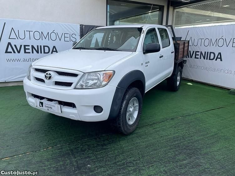 Branco Usado 2006 Toyota HiLux Pickup | € 18.000 (Preço justo) - Imagem 1/1