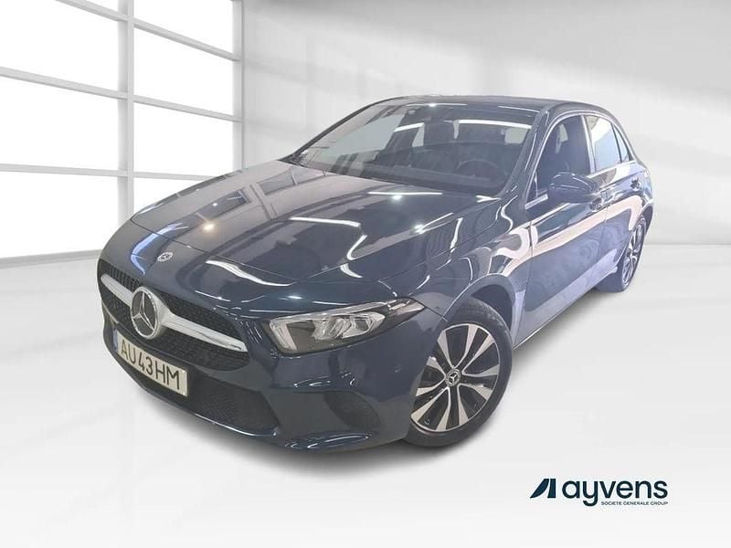 Azul Usado 2022 Mercedes A250 Style | € 26.600 (Bom preço) - Imagem 1/4