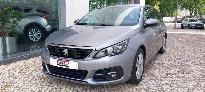 Cinzento Usado 2017 Peugeot 308 Access Carrinha | € 16.800 - Imagem 1/4