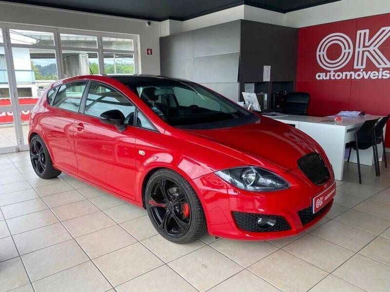 Vermelho Usado 2011 Seat Leon Copa Citadino | € 7.450 (Super Preço) - Imagem 1/4