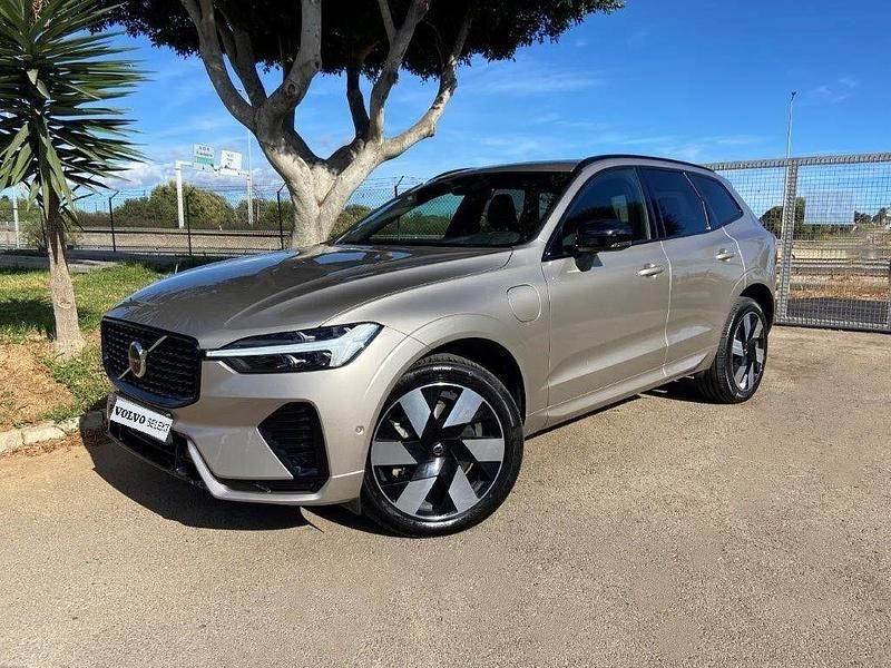 Outro Usado 2024 Volvo XC60 Plus SUV | € 58.500 (Caro) - Imagem 1/4
