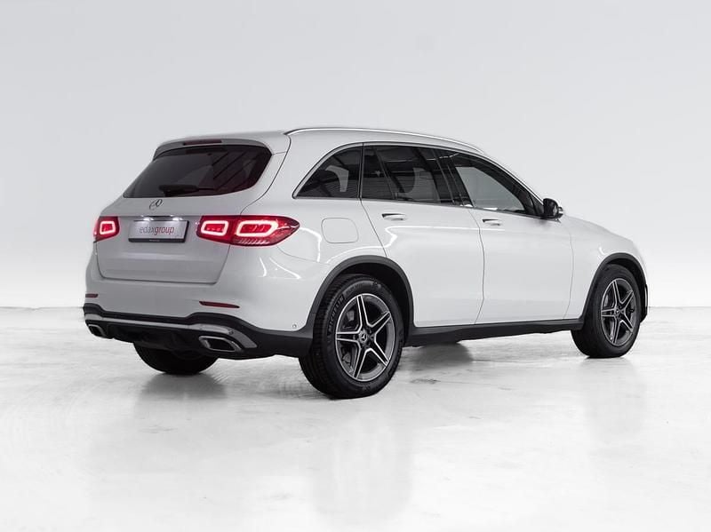 Usado Mercedes GLC300 AMG line 245 HP (180 kW) 2020 Branco SUV