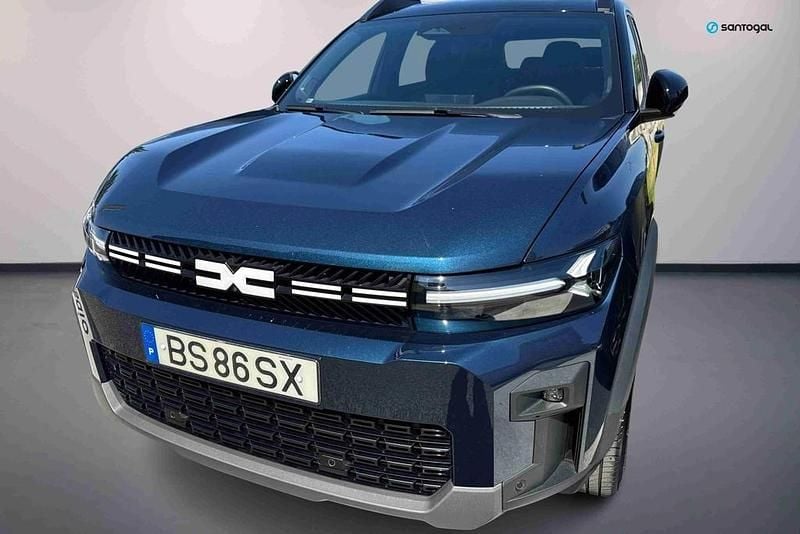 Vermelho Usado 2025 Dacia Bigster Journey SUV | € 33.990 - Imagem 1/4