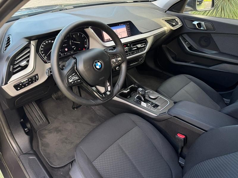 Usado BMW 116 116 HP (85 kW) 2021 Cinza Citadino