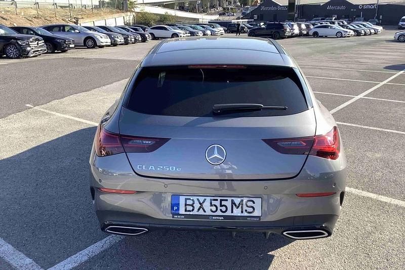 Novo Mercedes CLA250e 218 HP (160 kW) 2025 Cinzento Sedan