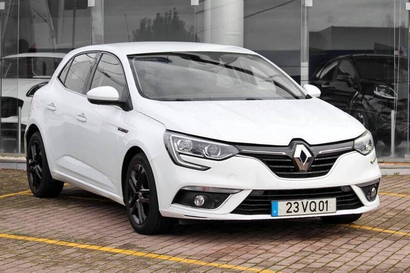 Branco Usado 2016 Renault Mégane III Intens | € 11.990 (Preço justo) - Imagem 1/4