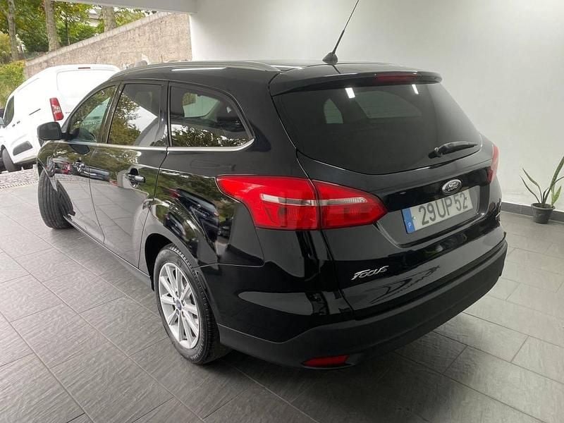 Usado Ford Focus Active 125 HP (91 kW) 2018 Preto Carrinha