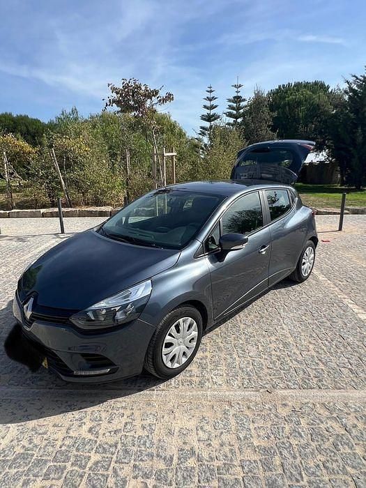 Usado Renault Clio IV 70 HP (51 kW) 2019 Sedan