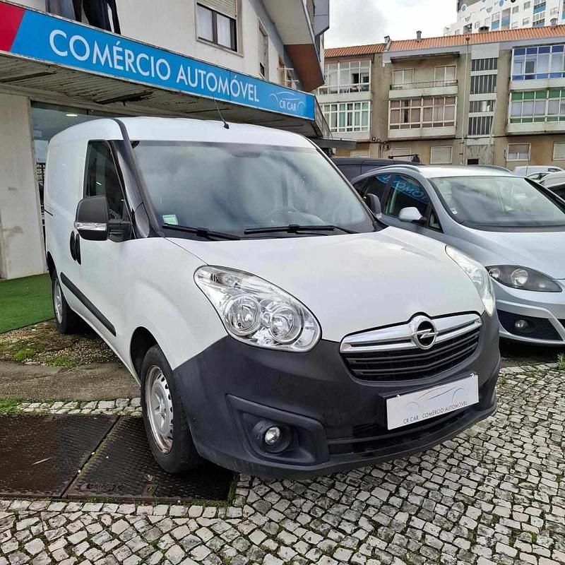 Usado Opel Combo 95 HP (69 kW) 2017 Branco Carrinha