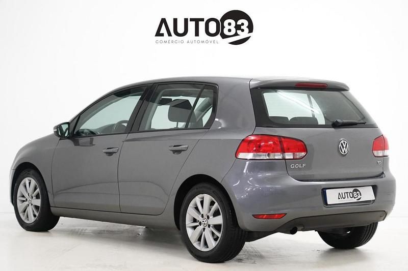Usado VW Golf VII 105 HP (77 kW) 2012 Cinzento
