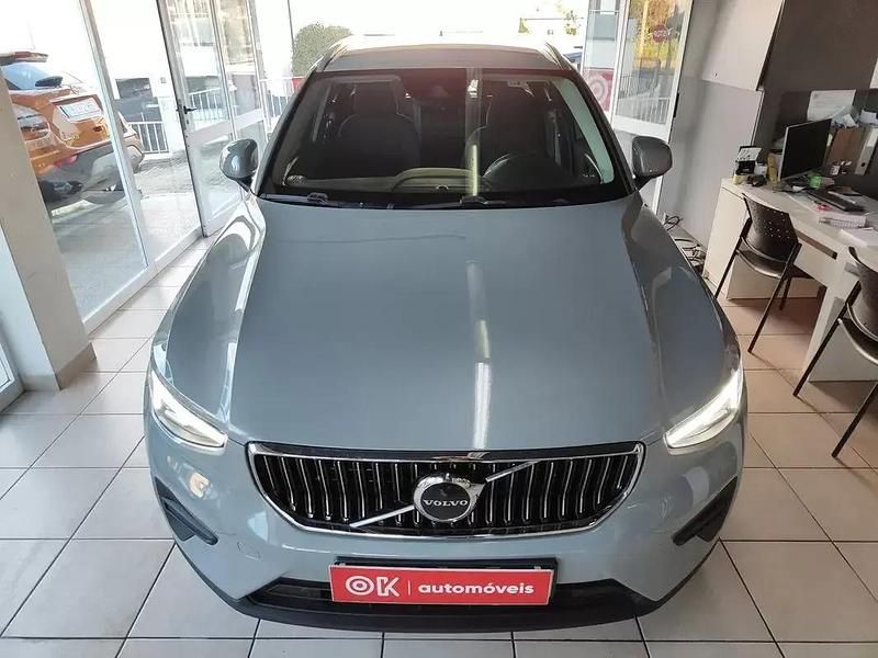 Usado Volvo XC40 211 HP (155 kW) 2023 Cinza antracite SUV