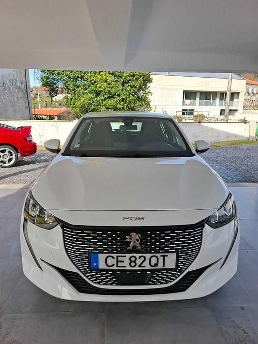 Usado Peugeot e-208 100 kW (136 HP) 2021 Citadino