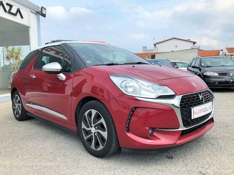 Usado DS Automobiles DS3 Be Chic 120 HP (88 kW) 2016 Bordeaux Coupé